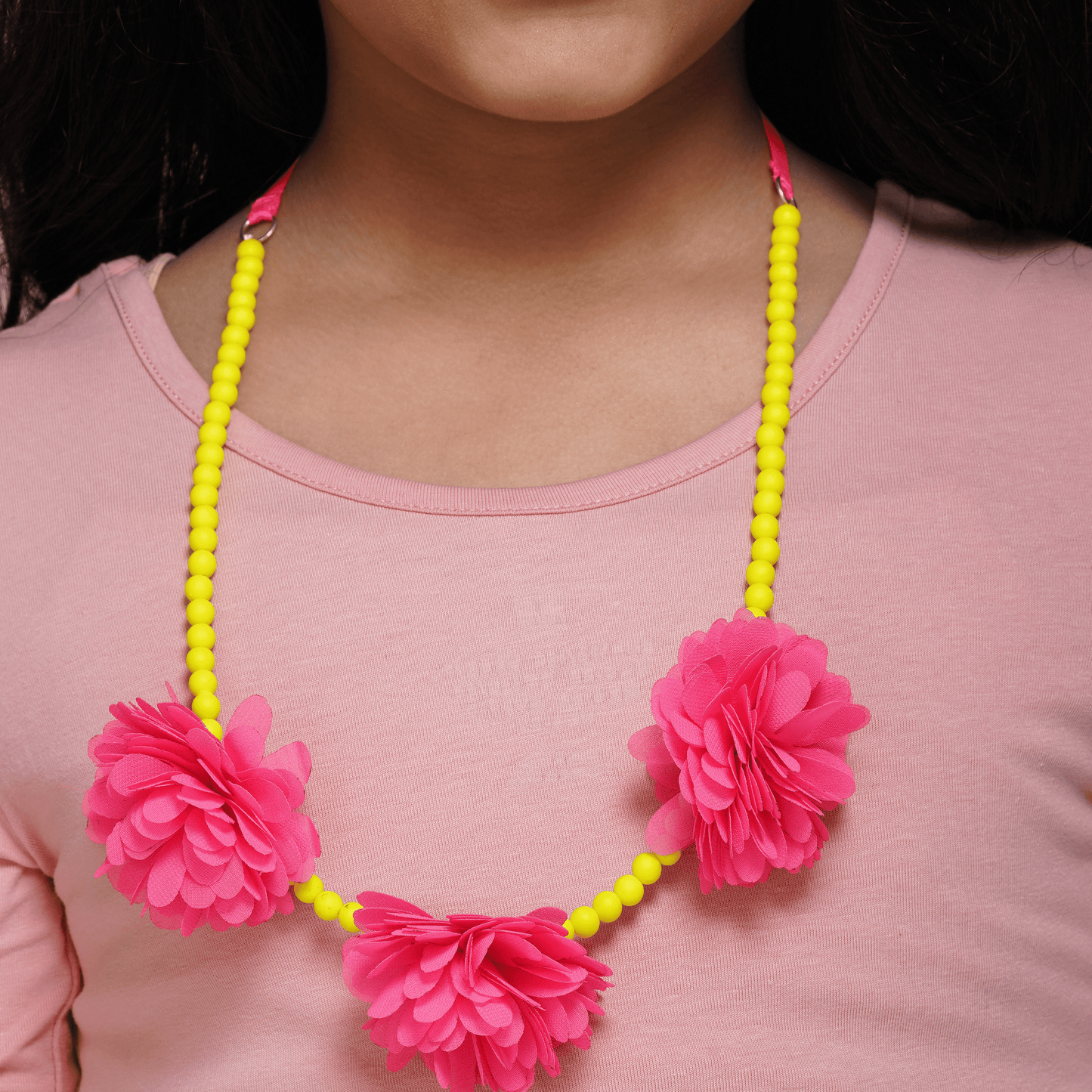 Floral Statement Necklace With Bag
