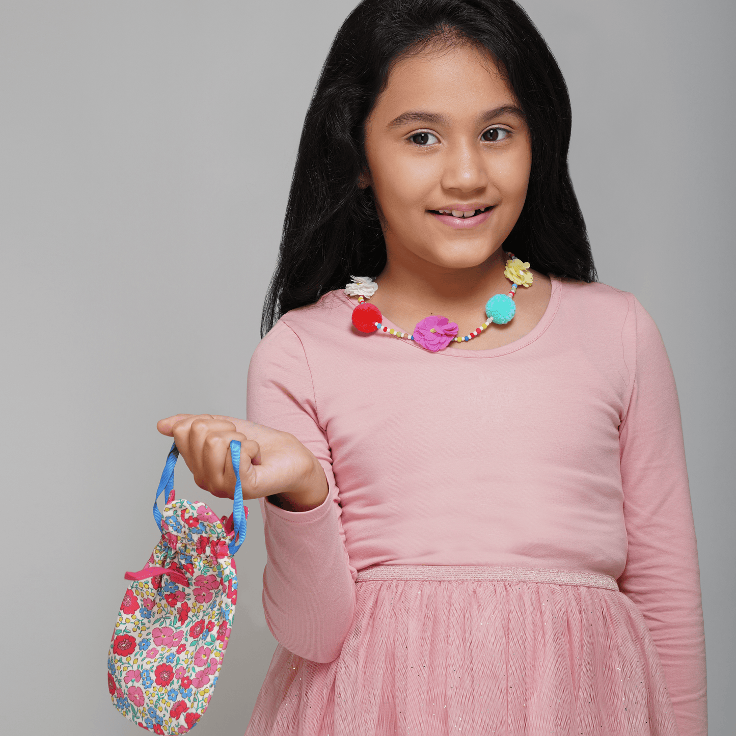 Multi Beaded Floral Necklace with Bag