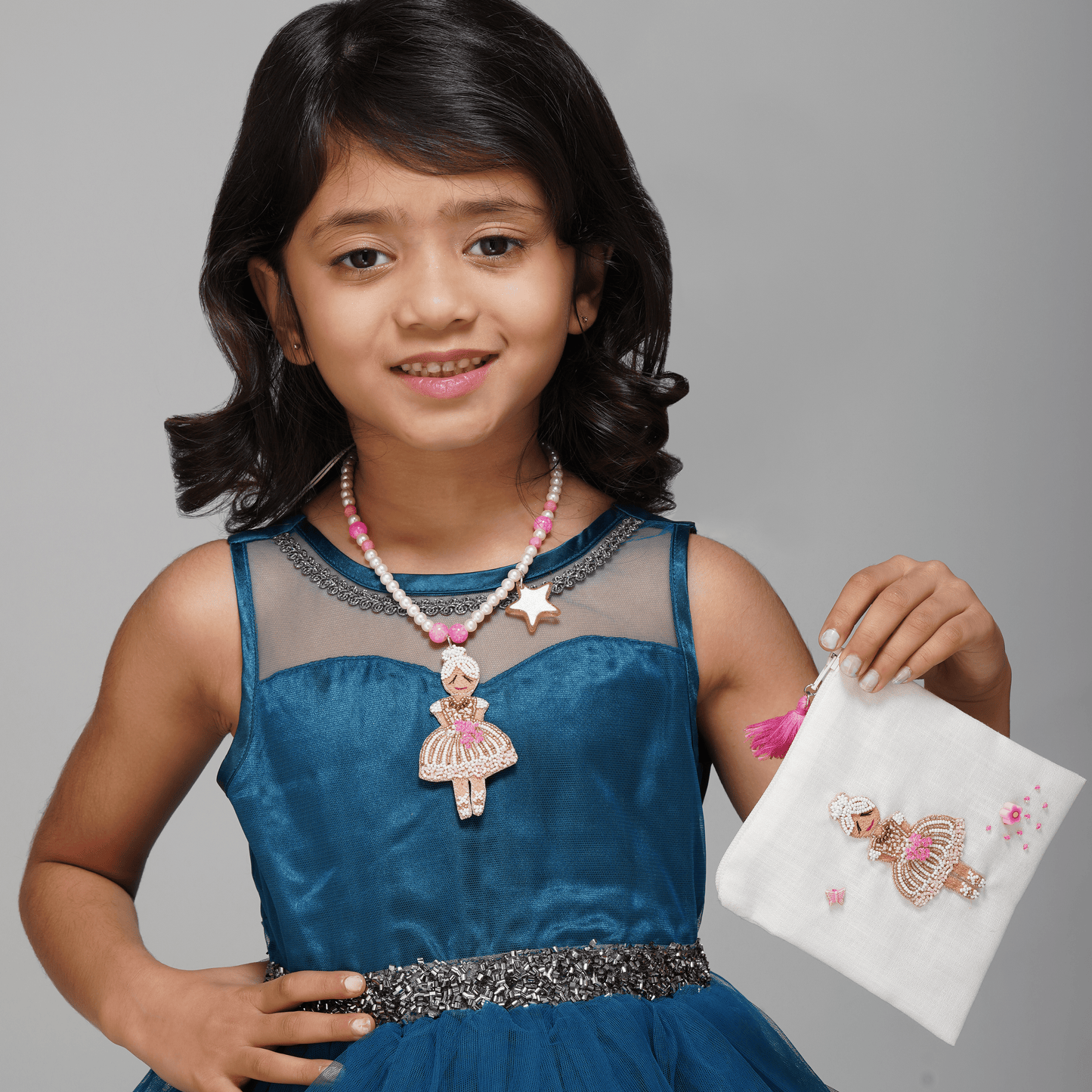 The Teeny Bopper Necklace With Bag