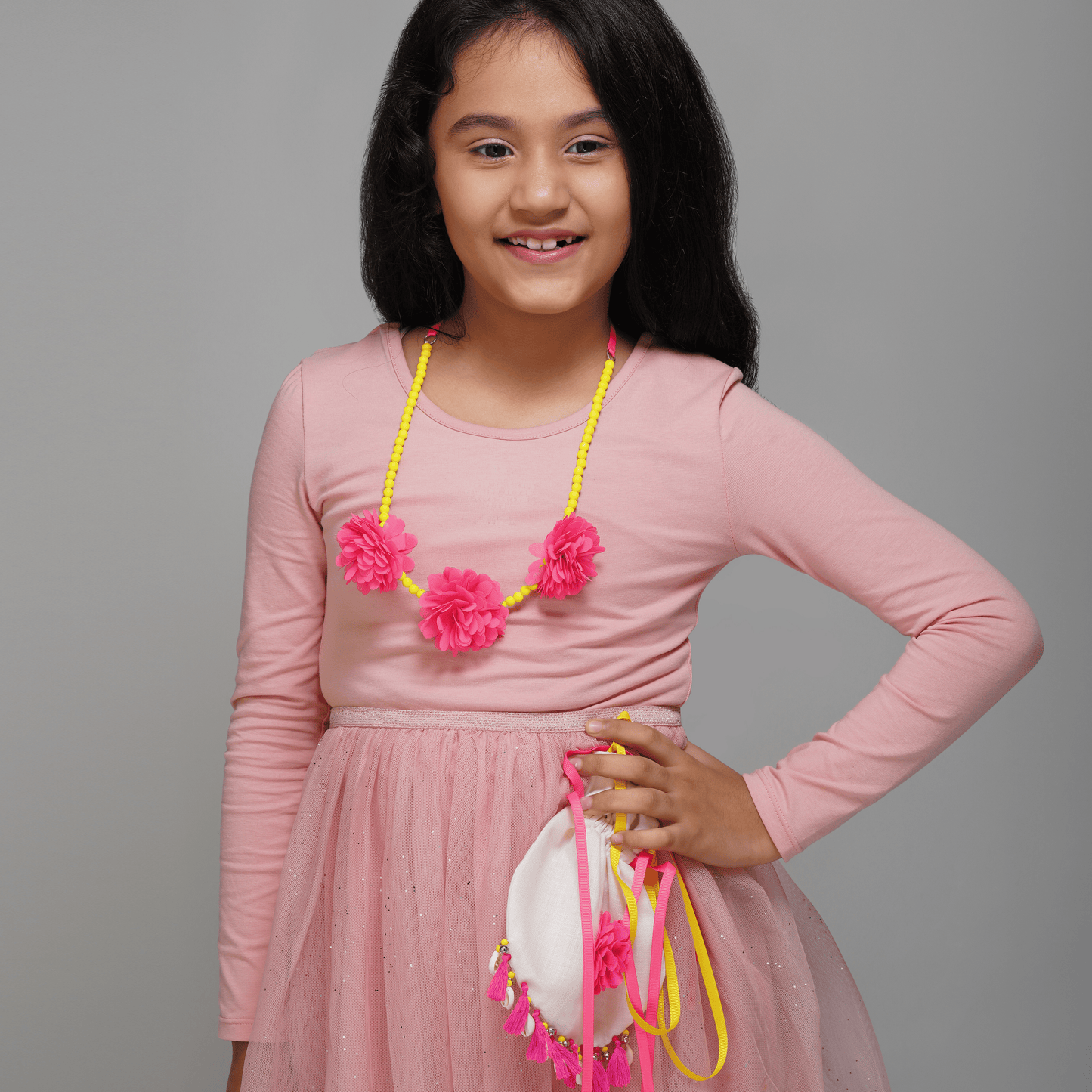 Floral Statement Necklace With Bag