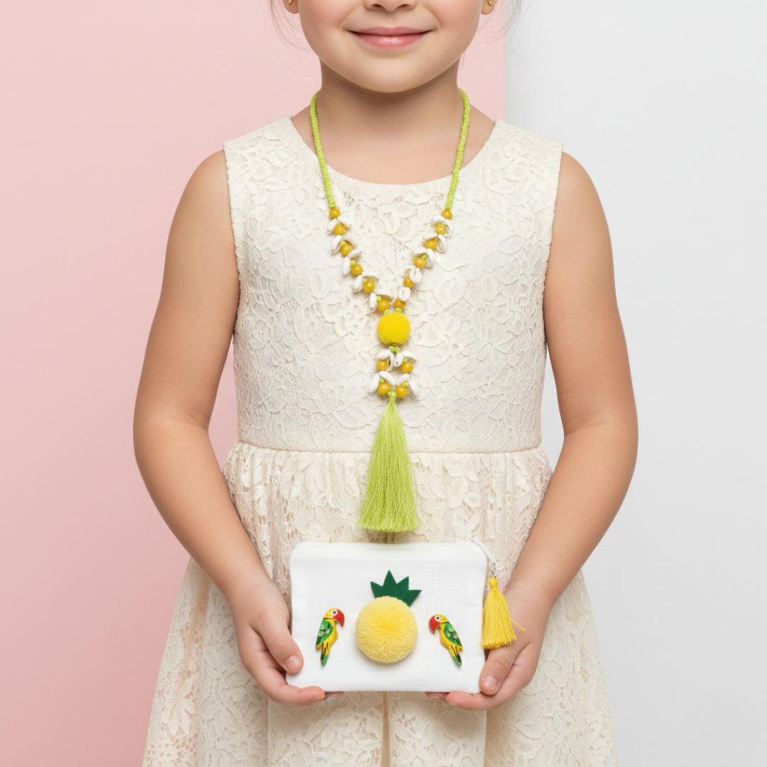 The Sea Side Necklace With Bag