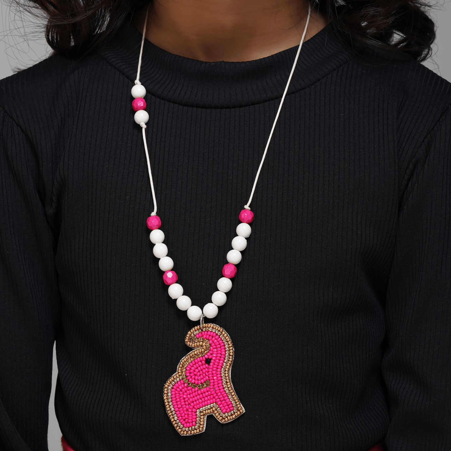 Trunky's Treasure Necklace With Bag