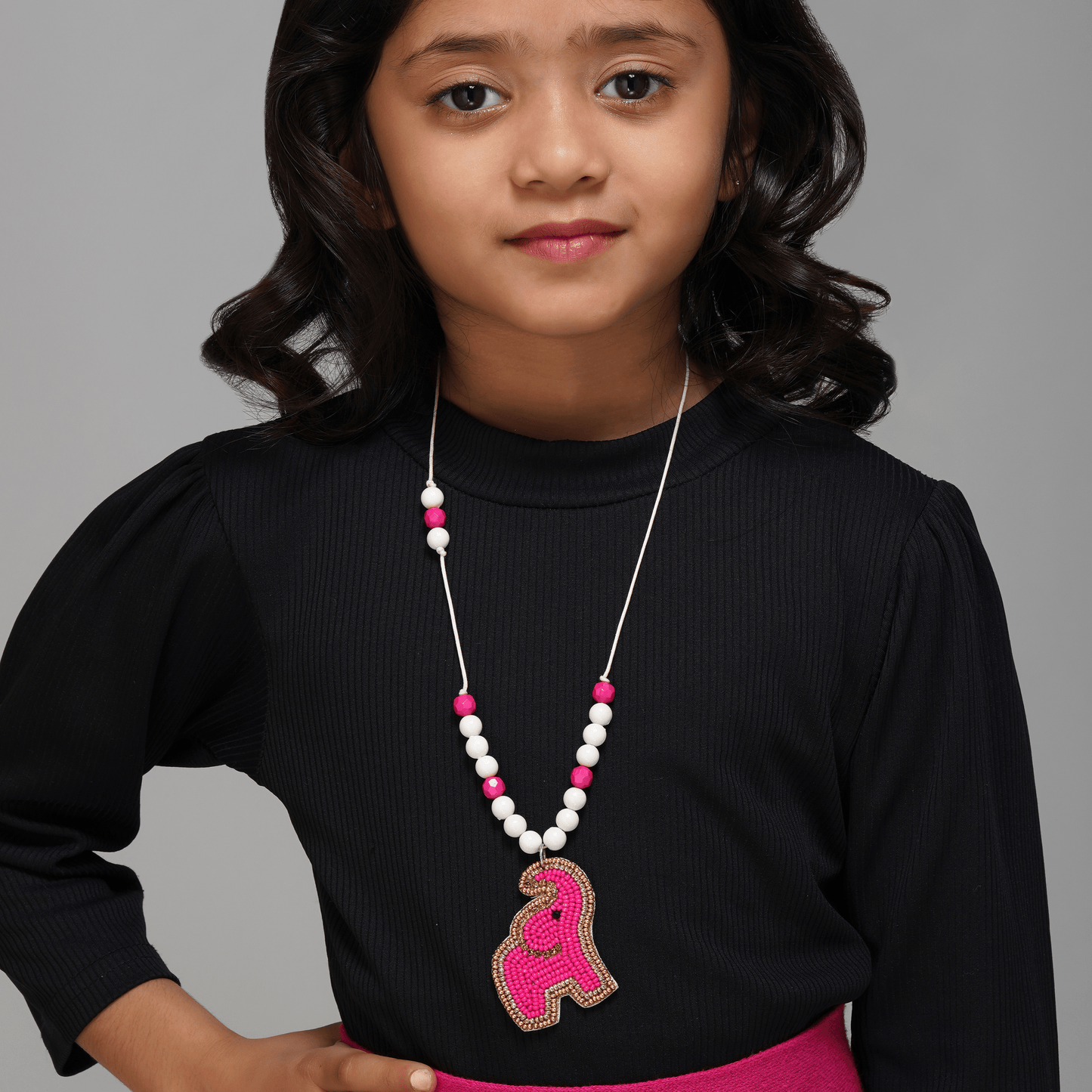 Trunky's Treasure Necklace With Bag